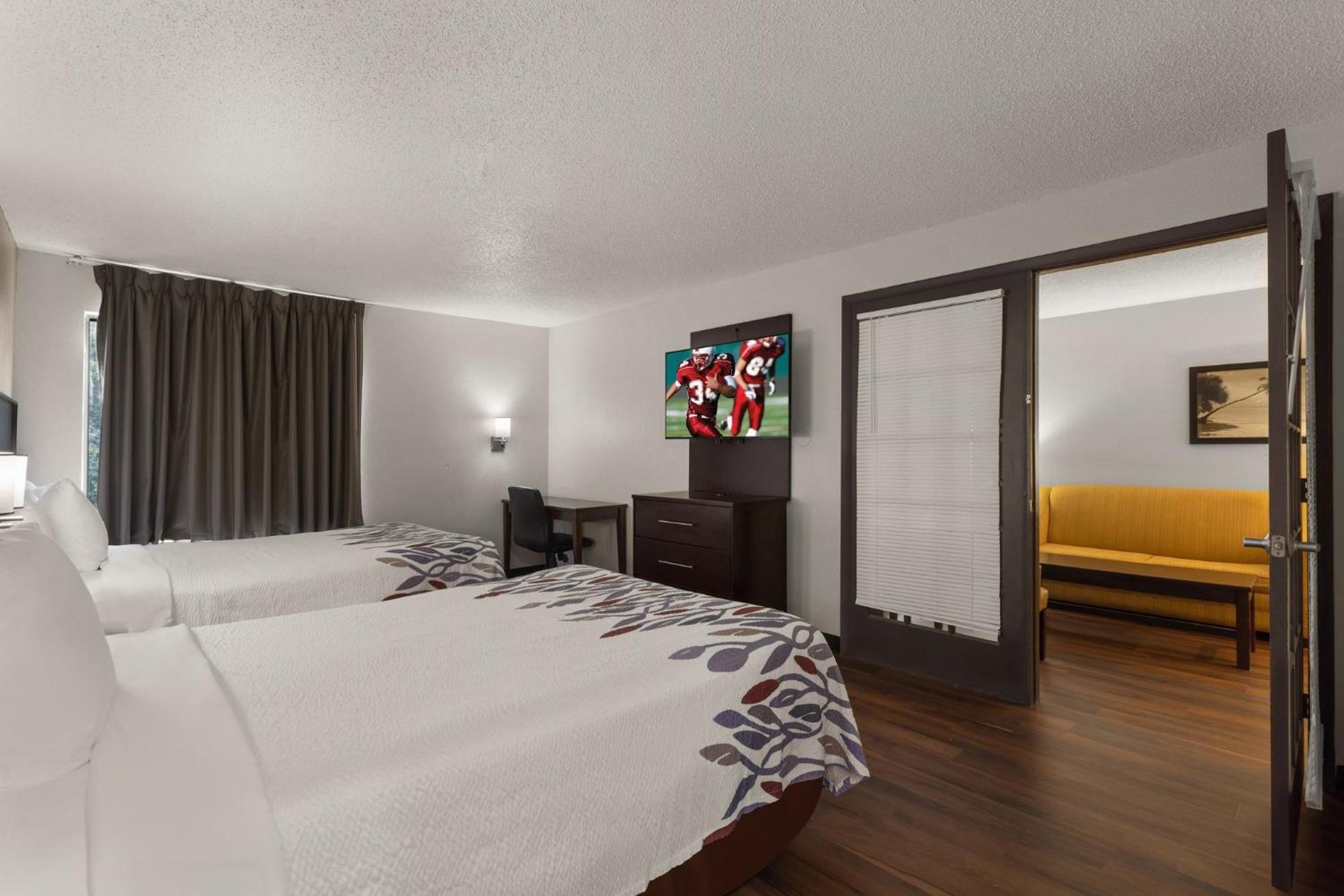 Red Roof Inn & Suites Savannah Airport Pooler Dış mekan fotoğraf