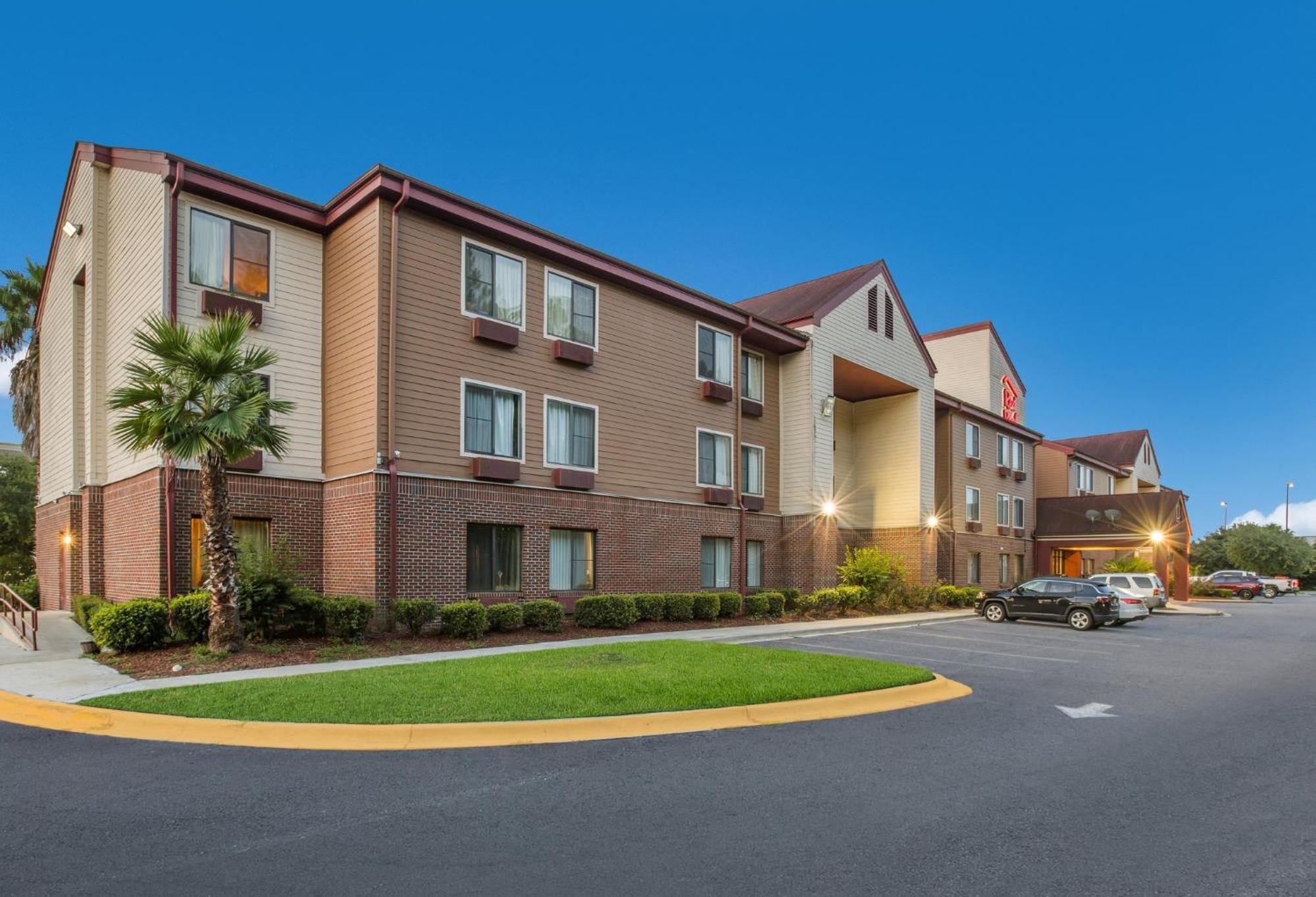 Red Roof Inn & Suites Savannah Airport Pooler Dış mekan fotoğraf
