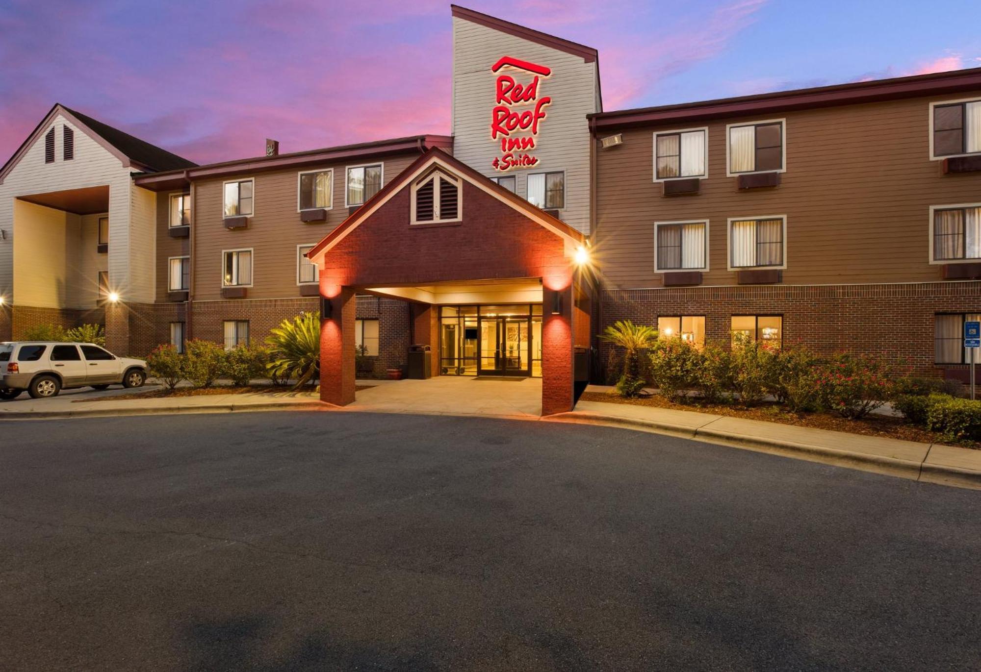 Red Roof Inn & Suites Savannah Airport Pooler Dış mekan fotoğraf