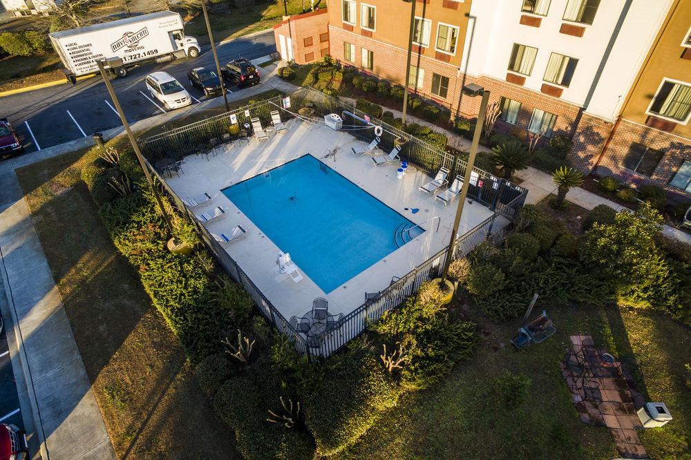 Red Roof Inn & Suites Savannah Airport Pooler Dış mekan fotoğraf